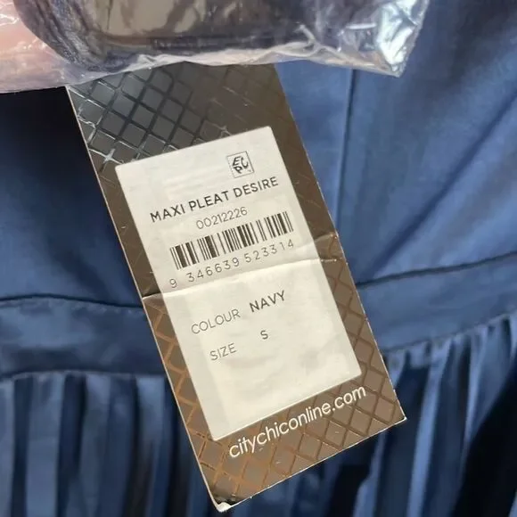 City Chic Plus Size Dress, Pleat Desire Dress Size Small Size 16 - Picture 9 of 15